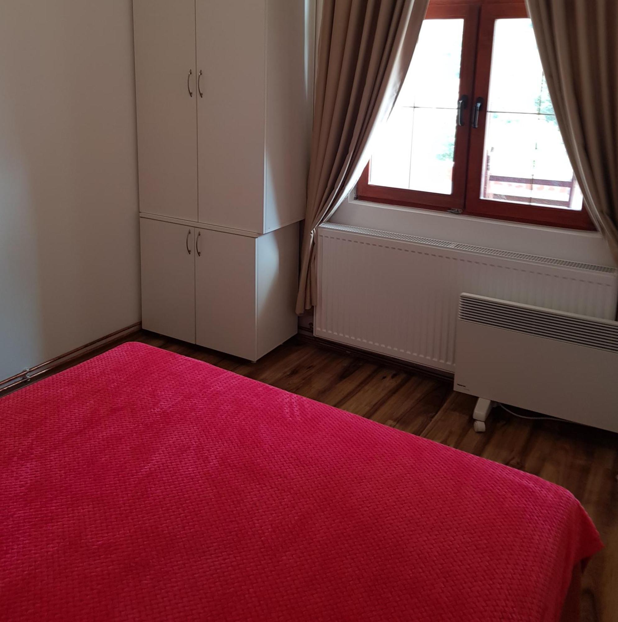 Knez Apartmani Senje Номер фото