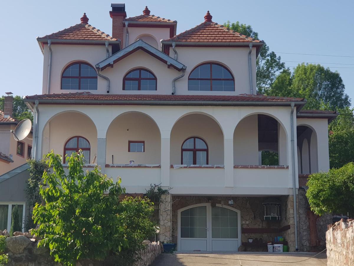 Knez Apartmani Senje Экстерьер фото